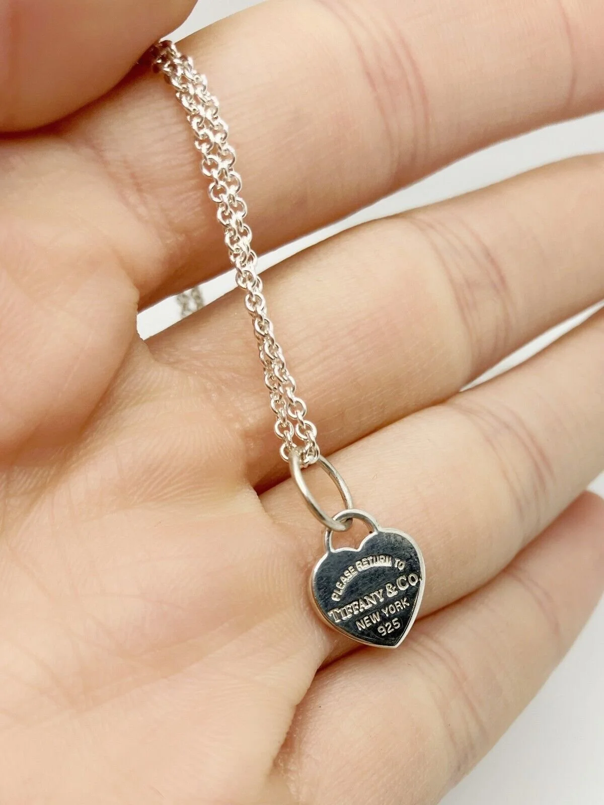 Tiffany & Co. MINI Return to Tiffany Heart & Chain 18